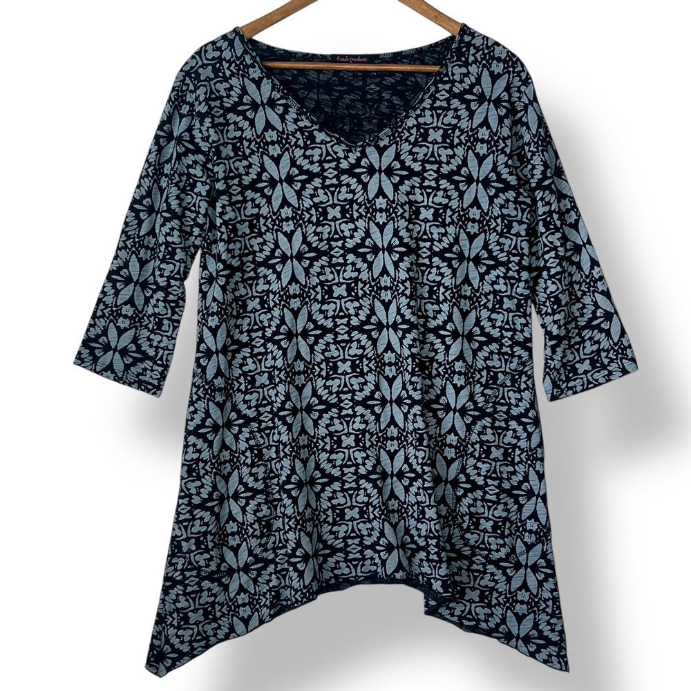 Fresh Produce XS Tunic Blouse Navy Blue Floral USA 100% Cotton Pockets Sharkbite